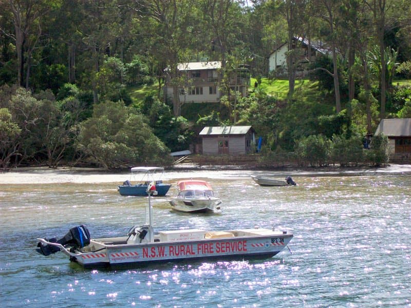Elvina Bay boats & houses