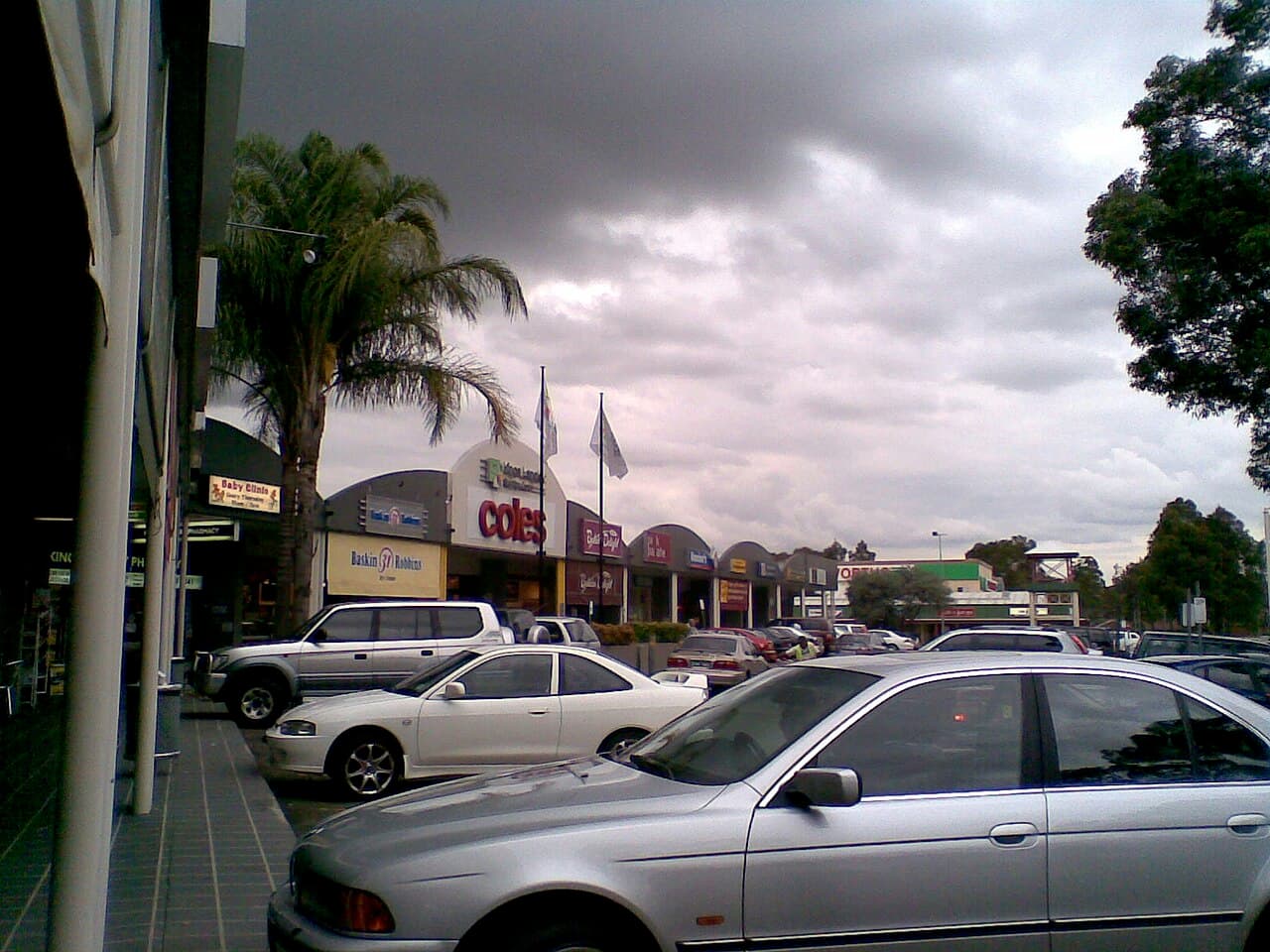 Coles, Kings Langley
