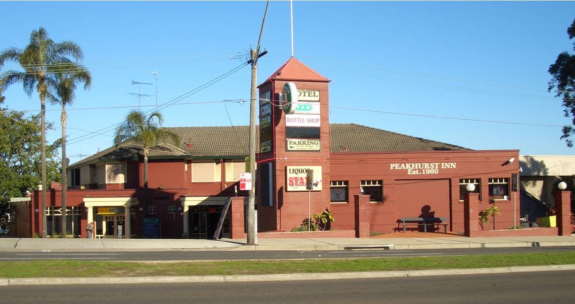 Peakhurst Inn